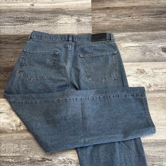Hugo Boss Mid Wash Blue‎ Mens 35x29 Relaxed Straight Leg Denim Akansas Jeans EUC - Picture 1 of 11